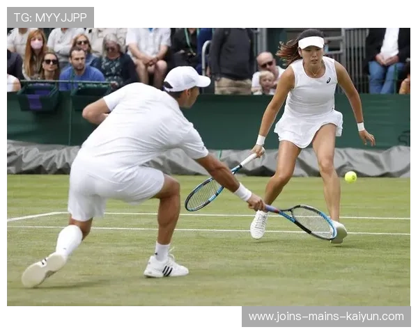 网球混合双打战术图被电竞化，解说直呼酷炫